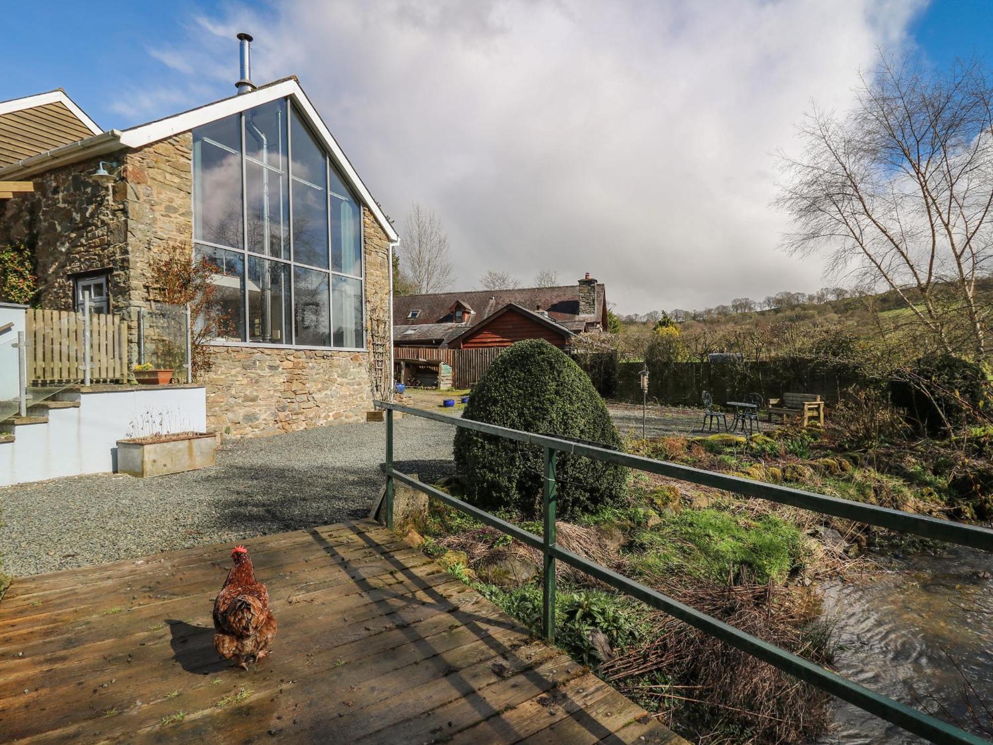 Villa The Barn At Glanoer Bettws Disserth Esterno foto