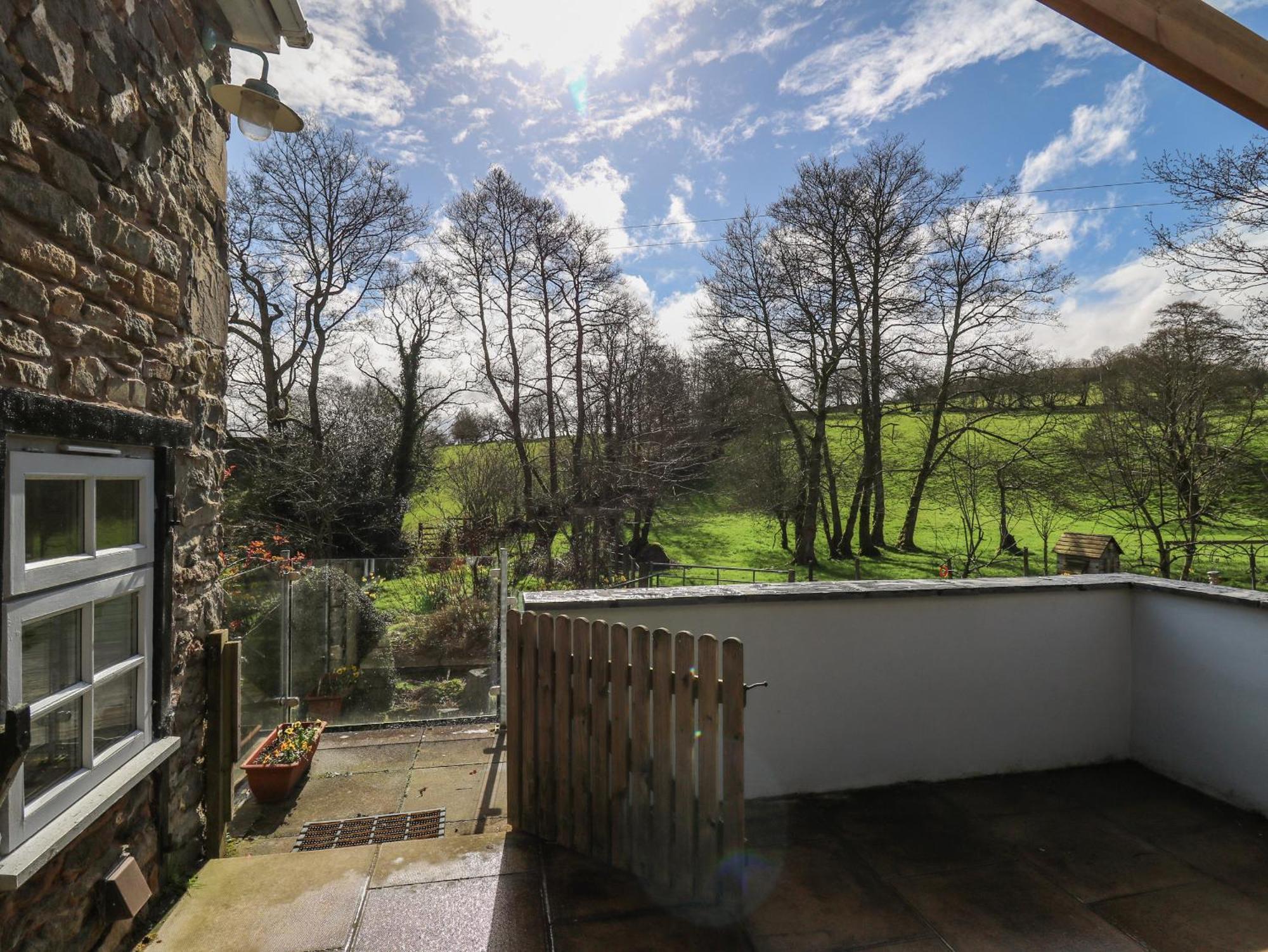 Villa The Barn At Glanoer Bettws Disserth Esterno foto